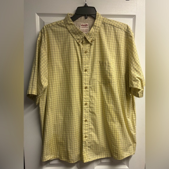 Wrangler Authentics Cotton Blend Short Sleeve Button Down Shirt Size 3XL - Picture 1 of 3